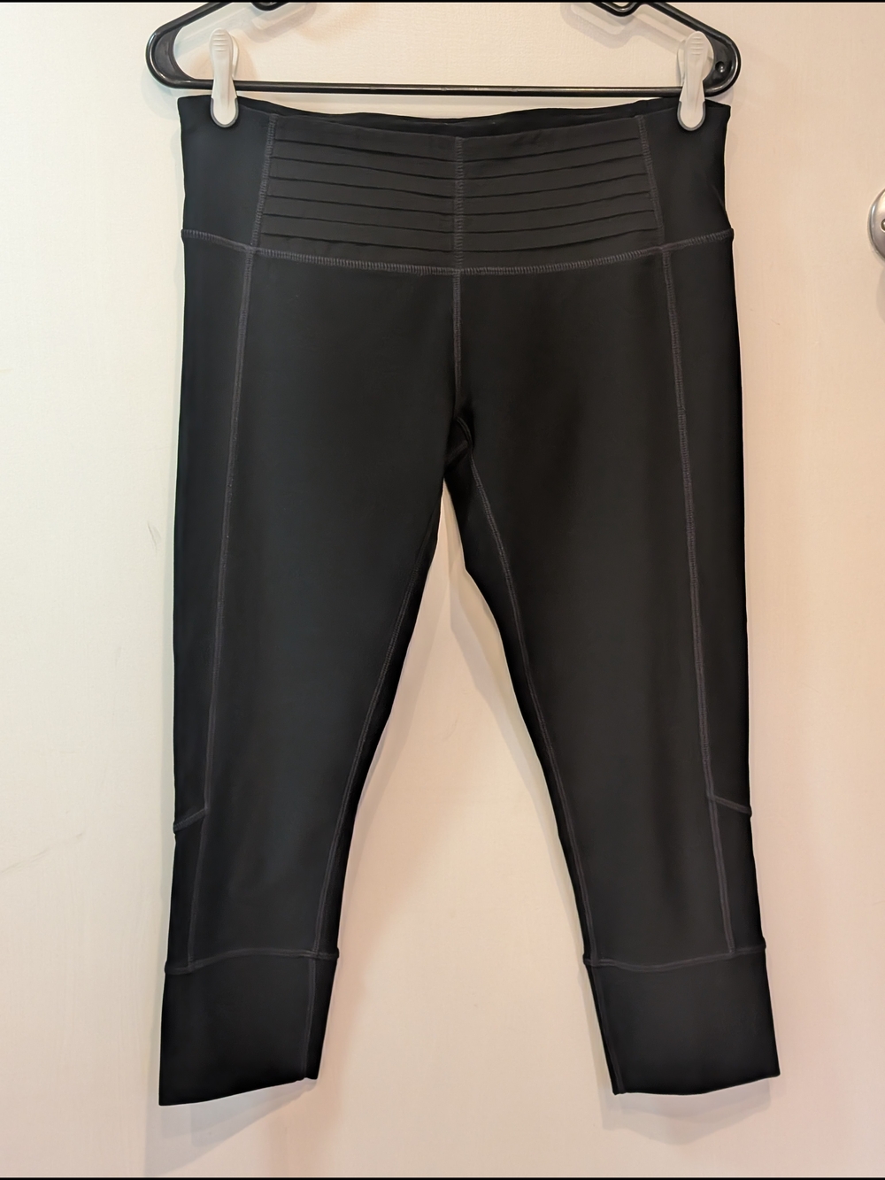 MPG Black Ribbed Waist 3/4 Leggings